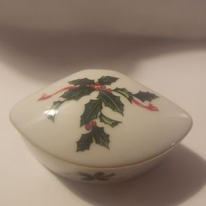 Lefton China Hand Painted Trinket Box Holly Berries